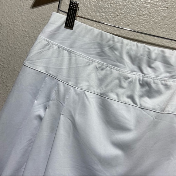 XIDIDA White Mini Skort Skirt Size Medium Pleated Athletic Tennis Golf - Picture 6 of 9